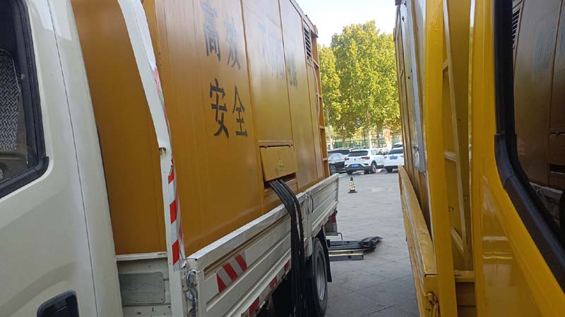 未央如何判断柴油发电机组和UPS电源的切换时间是否符合要求？